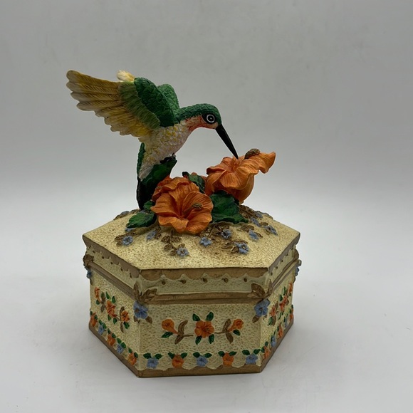 2001 Holsted House Hummingbird Music Box - Picture 1 of 5